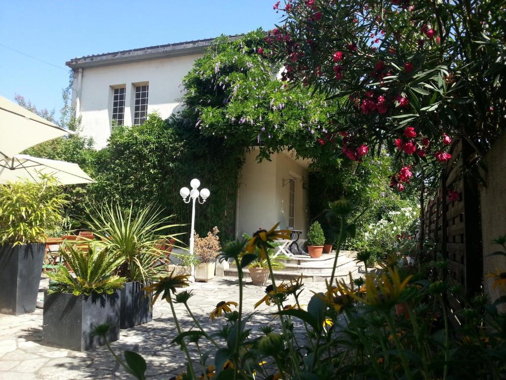 Hotel La Residence Villeneuve-sur-Lot Exteriör bild
